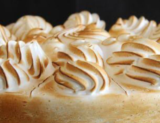 Merengue Vanilla Cake with Dulce de Leche filling