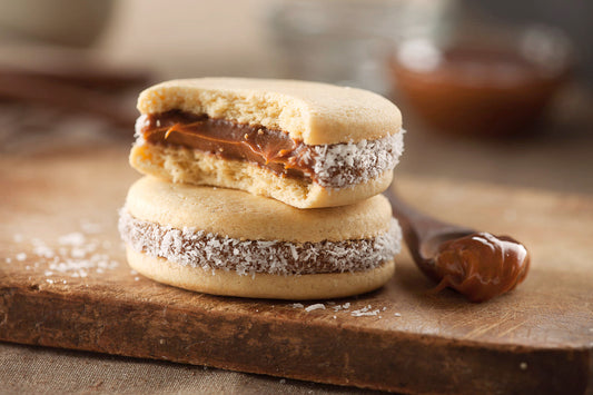 Box of 6 Alfajores w/dulce de leche (Short Bread cookies/caramel filling)